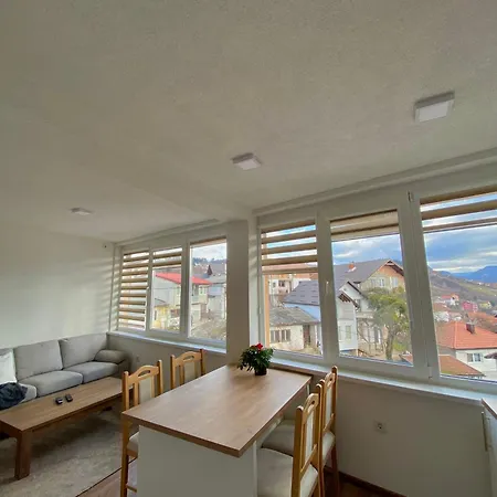 Old Town Studio Apartment *